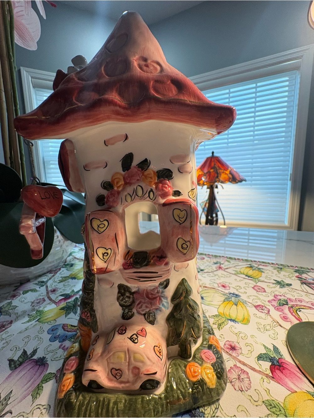 Hand-Painted Ceramic LOVE 💓SHACK House - Pink Roof Floral Accent4 candle 💓💓